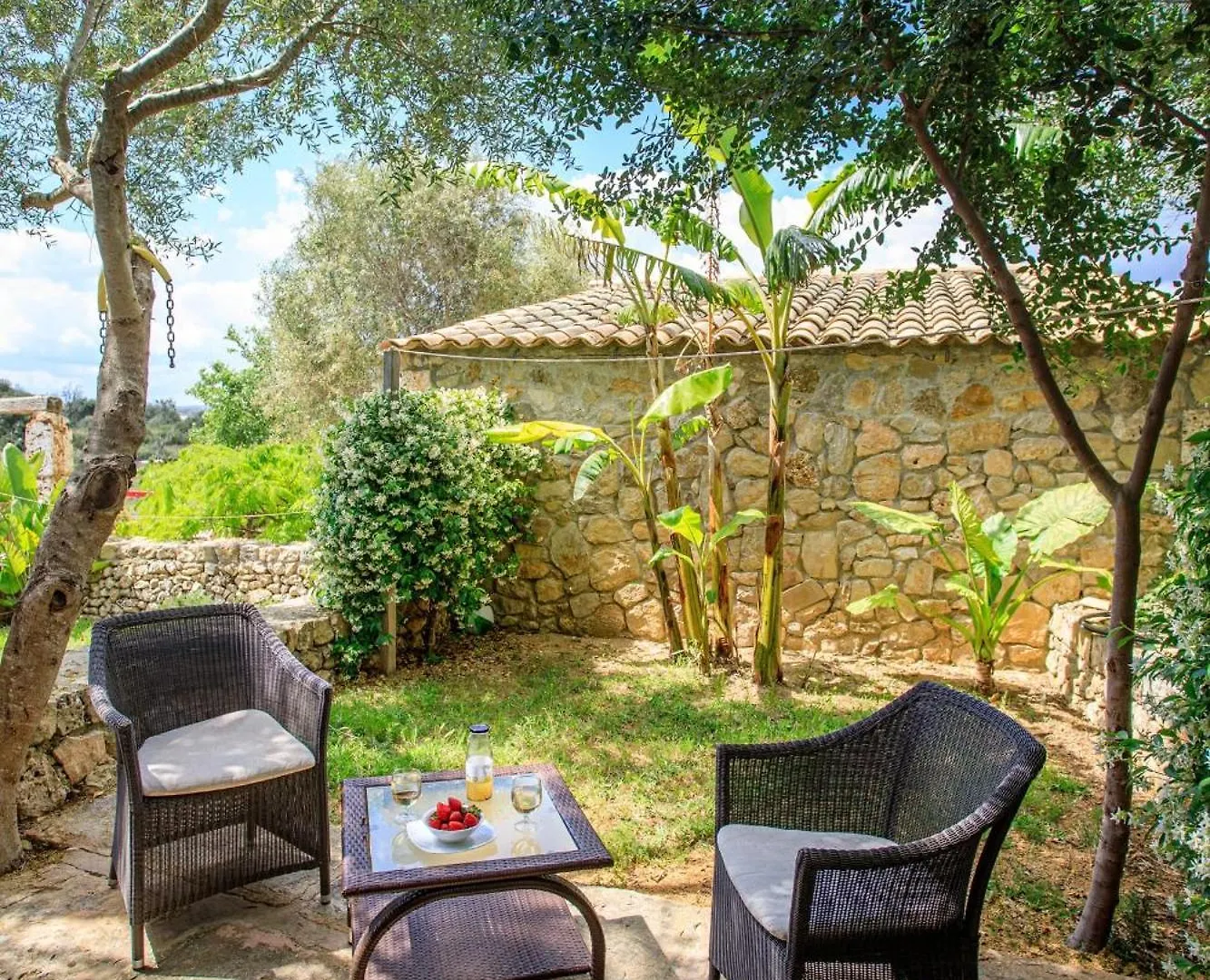 Agroturisme Es Raco De Maria María de la Salud Hotel