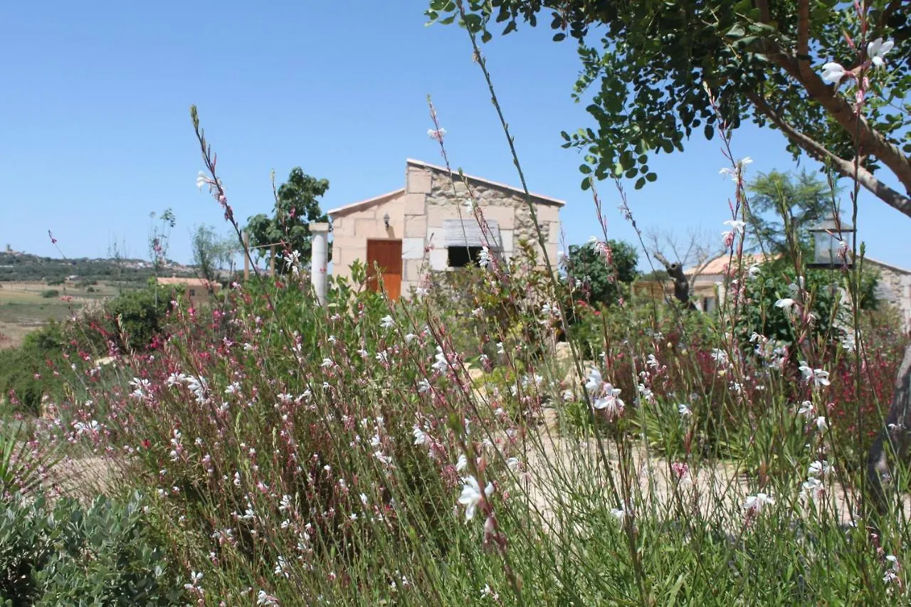 Agroturisme Es Raco De Maria Мария-де-ла-Салуд Отель